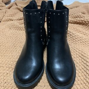 NWOT Universal Thread Black Studded Boots (women’s 7 1/2)